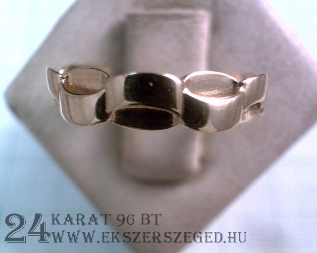 Gyűrű_1_5681_22587.jpg