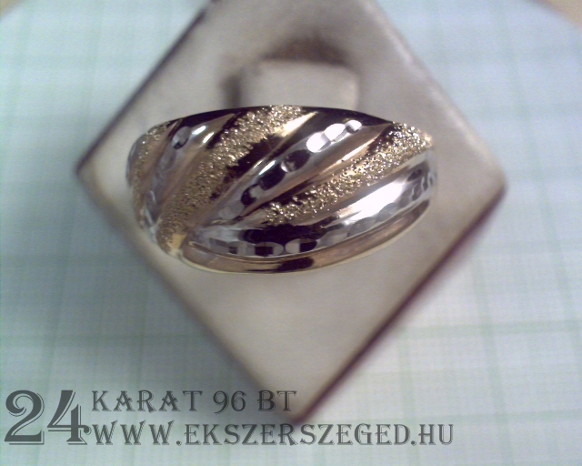 Gyűrű_2_4503_22285.jpg