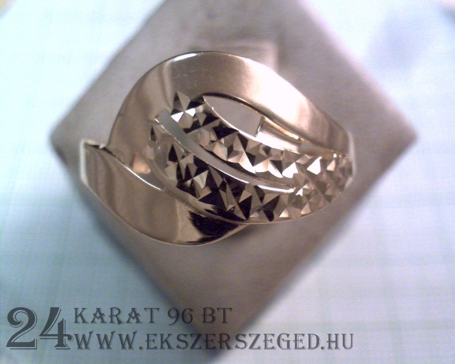 Gyűrű_2_8536_22625.jpg